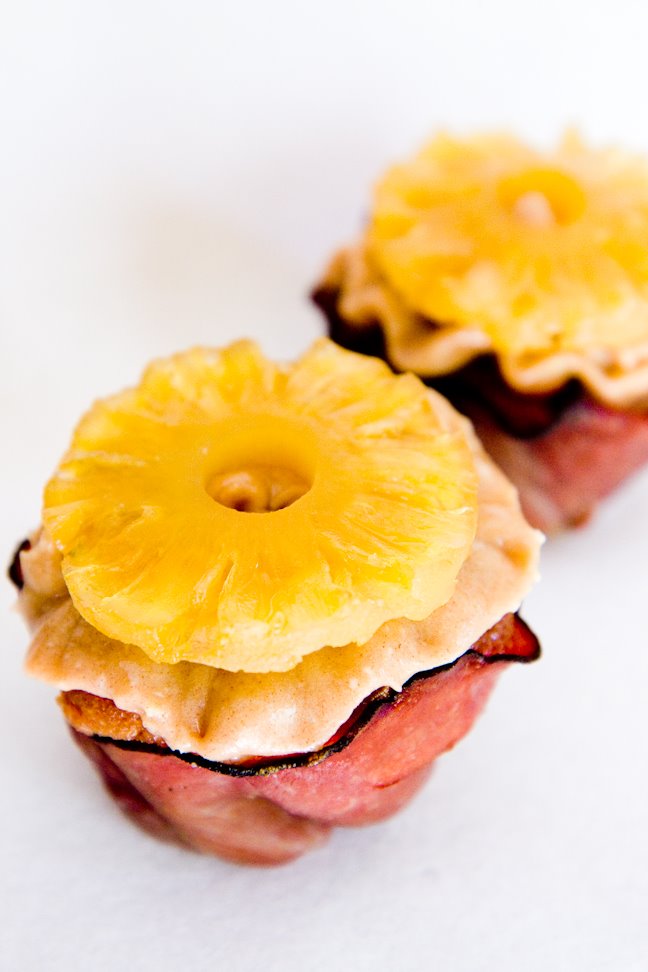 Spongy Cupcakes With Raisins And Ham